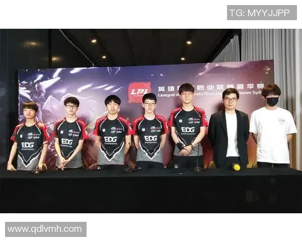 英雄联盟评论IG战队转型带来的优势与挑战分析