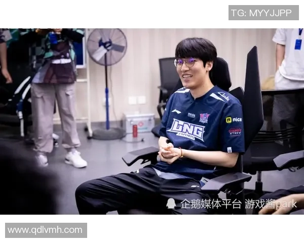 LNG战术表现分析S15精英赛中的精彩瞬间与战术调整探讨 LNG战术表现分析S15精英赛中的精彩瞬间与战术调整探讨